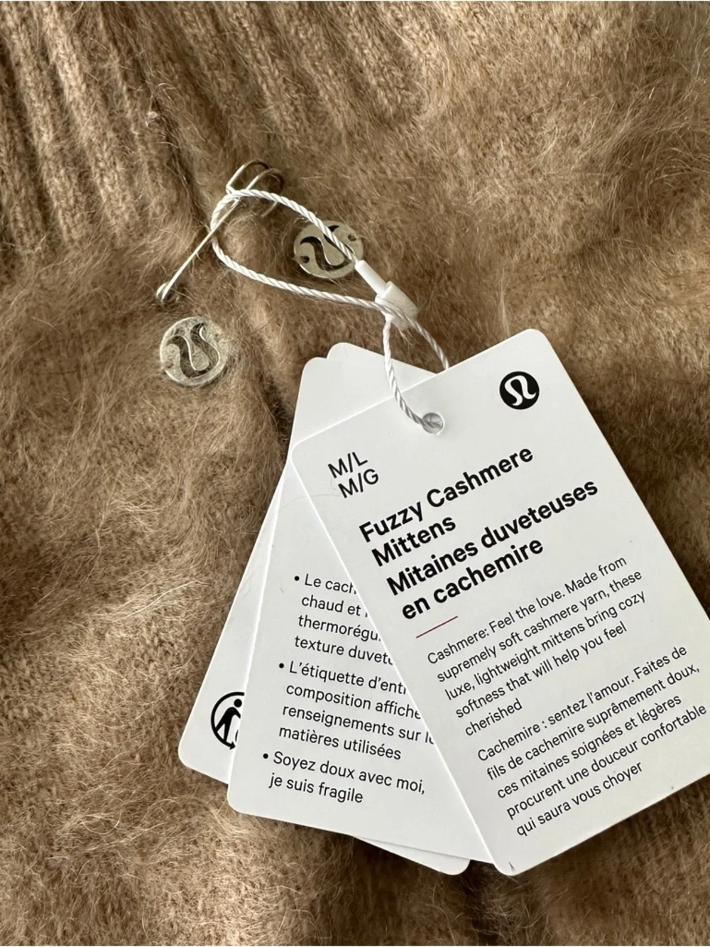 NWT Lululemon Fuzzy Cashmere Mittens, Heathered Nutmeg, M/L